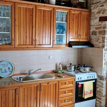 Hébergement de vacances House *